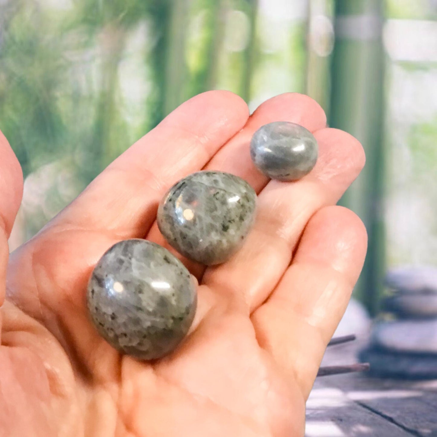 LABRADORITE Tumbled Stone - Choice of Sizes and Quantity - Polished High Energy Healing Stones with Information Card - Reiki Enhanced