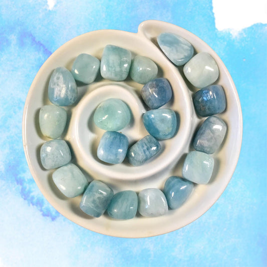 AQUAMARINE Tumbled Stone - Choice of Sizes and Quantity - Polished High Energy Healing Stones with Information Card - Reiki Enhanced