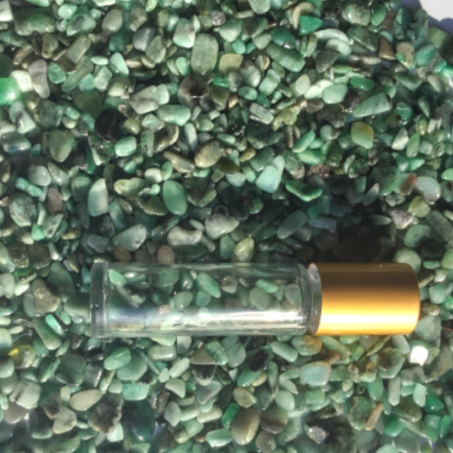 EMERALD Chips - 3-7mm - 1, 2, 4, 8 oz -  Gemstone Chips - Crystal Chips - Roller Bottle Chips - Healing Crystals - Arts & Crafts