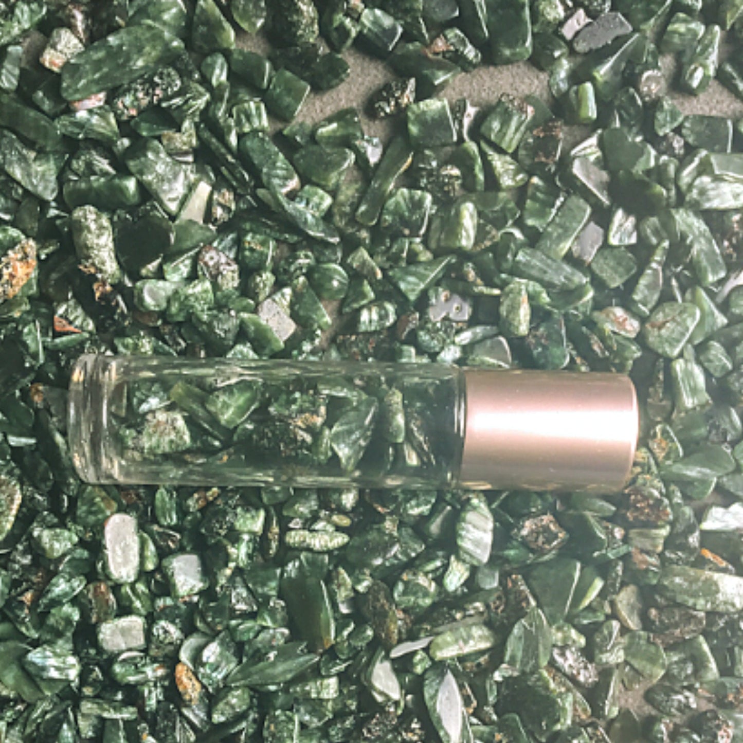 SERAPHINITE Chips - 3-7mm - 1, 2, 4, 8 oz  - Gemstone Chips - Crystal Chips - Roller Bottle Chips - Healing Crystals - Arts & Crafts